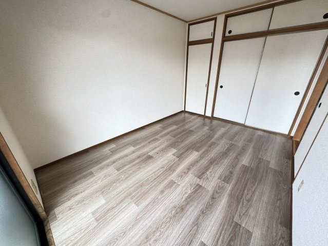 ロイヤルアネックス弐番館の寝室