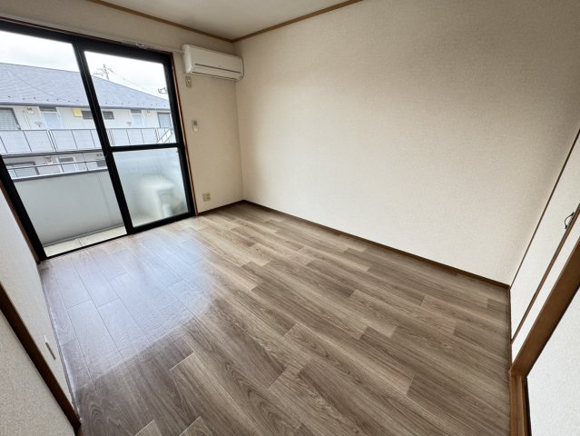 ロイヤルアネックス弐番館の寝室