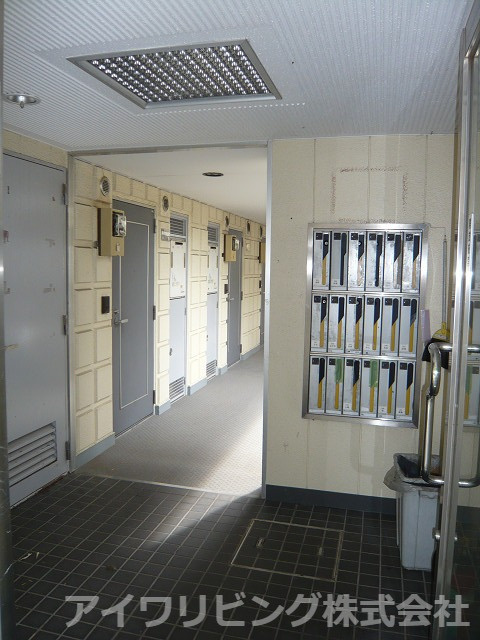 エントピア・タナカのエントランス|【エントピア・タナカ】