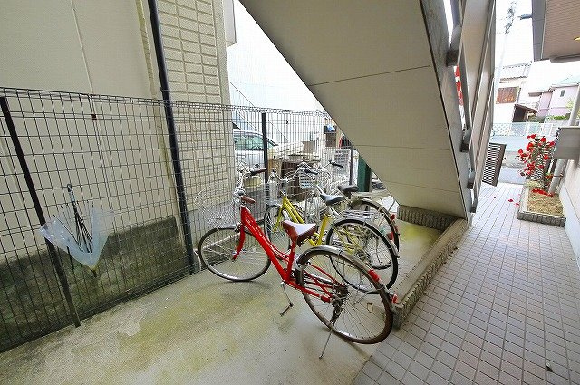 パレ・シャルムのその他共用部分|駐輪スペースはこちら。