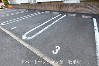 【駐車場】