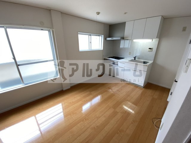 ウフルクア刑部3丁目のキッチン