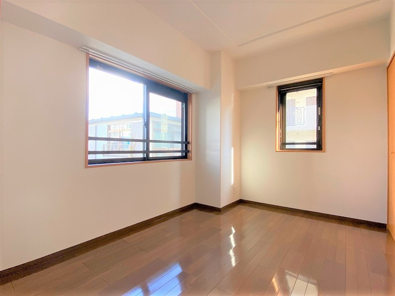 プルーリオン本町の寝室