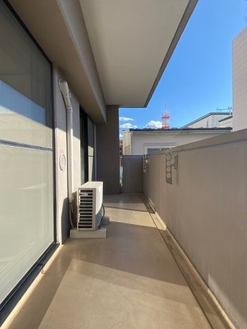 プルーリオン本町のバルコニー