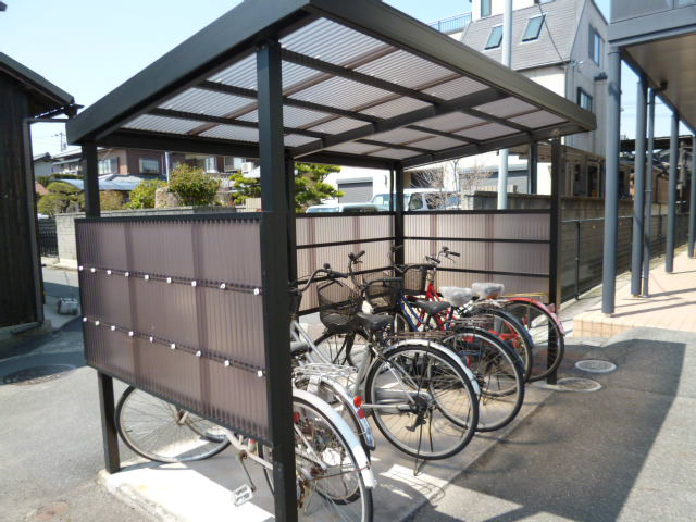 倉敷市平田のアパートのその他共用部分|自転車置き場