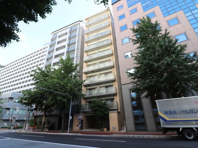 ＴＨＥ　ＭＥＴＲＯＰＯＬＩＴＡＮの外観