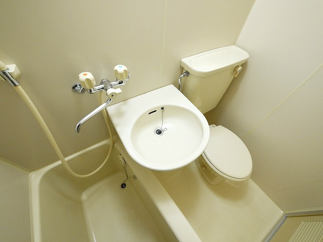 北羅マンションの洗面所