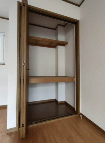 スワンロード・Ｋの収納