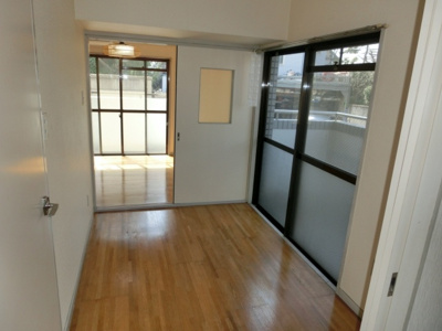 【洋室】 | サンパレス青山