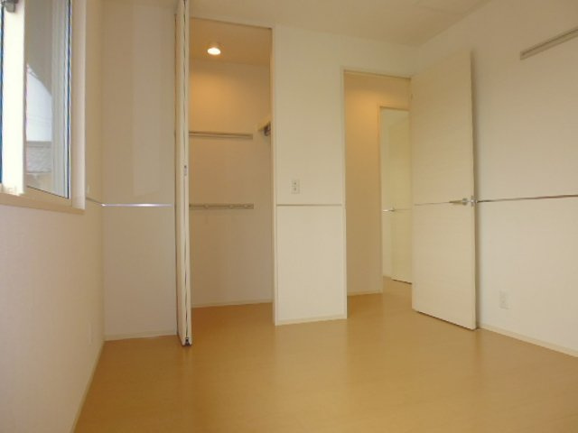 フルール浜町Bの洋室