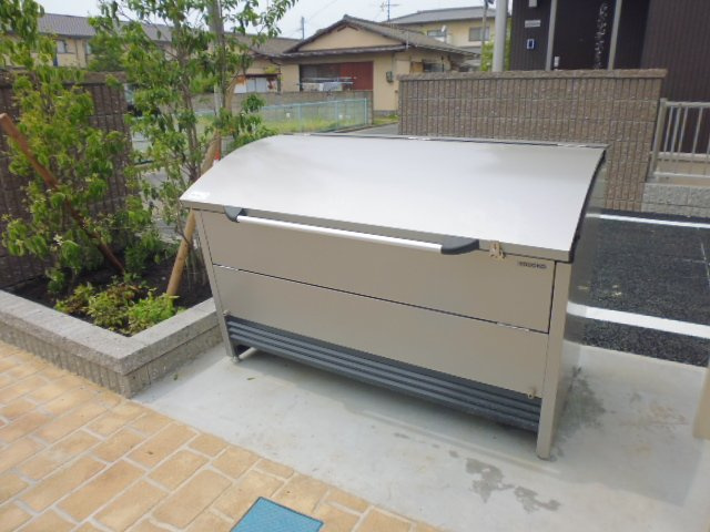 フルール浜町Bのその他共用部分|敷地内専用ゴミステーションん