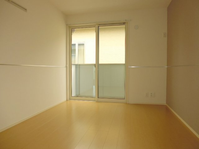 フルール浜町Bの洋室