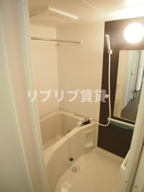 リブリ・西登戸駅前の浴室