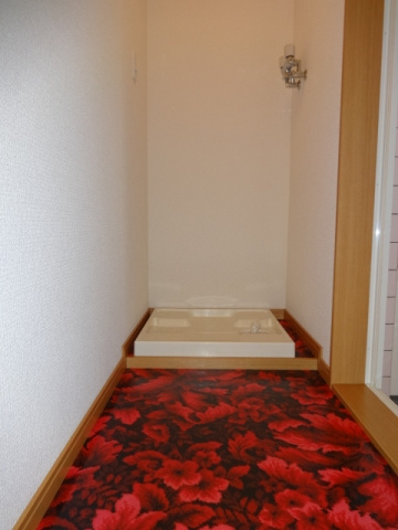 芝中団地ロー４号棟のその他|室内洗濯機置場