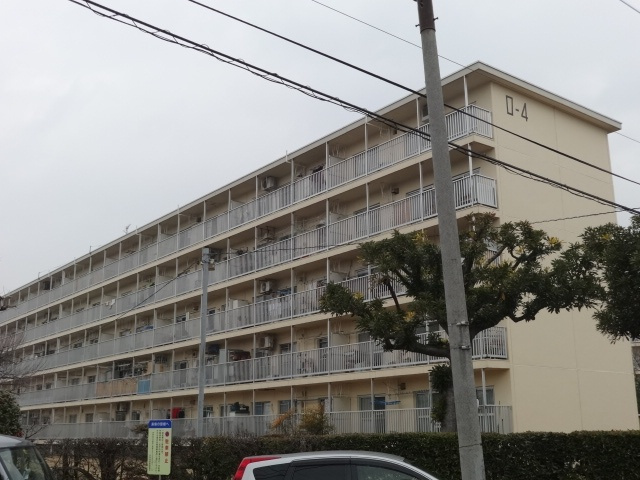 芝中団地ロー４号棟
