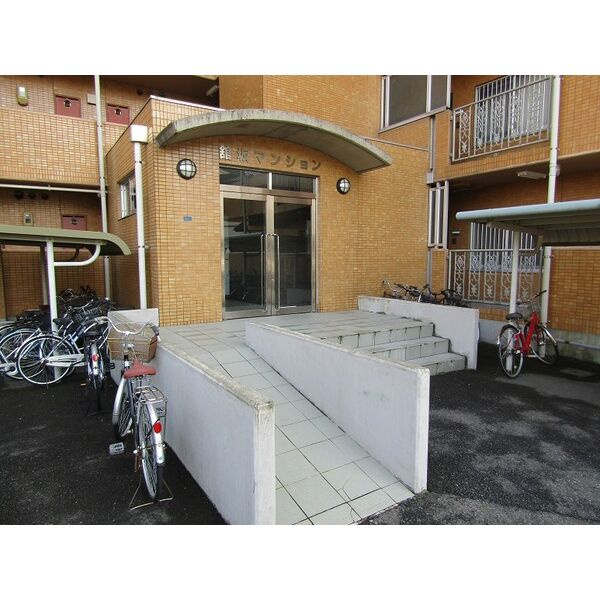 舘坂マンションＢのエントランス