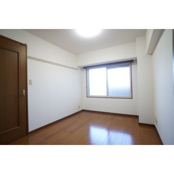 舘坂マンションＢの寝室