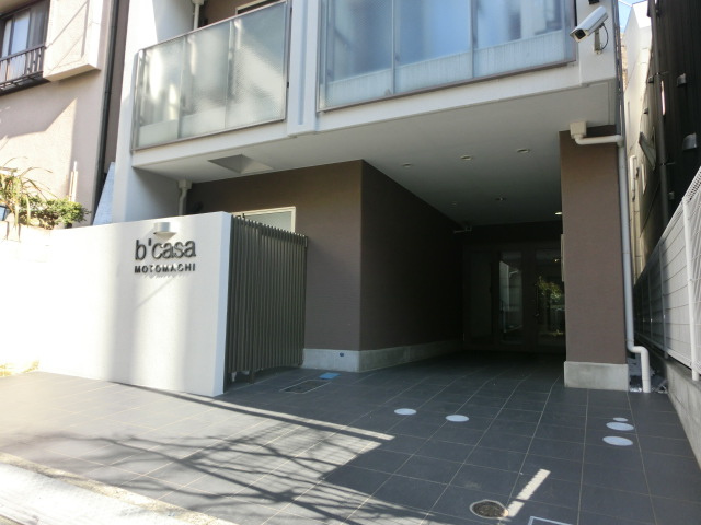 b`casa元町のエントランス|b`casa元町　お洒落なエントランス