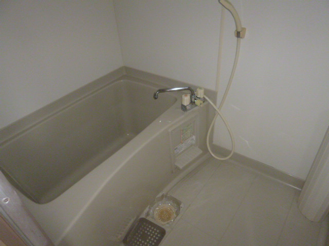 ヴィラ鴻の浴室