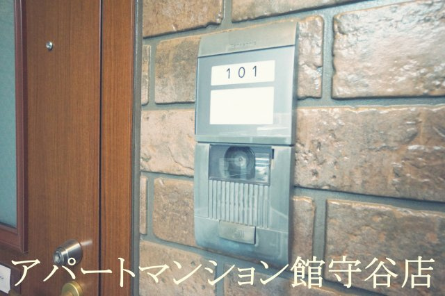 アプローズスクエアBのエントランス