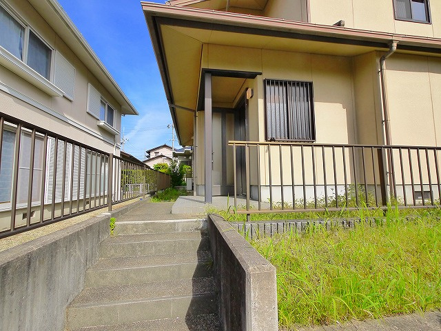 朝日一戸建Ａ・Ｂ・Ｃのエントランス