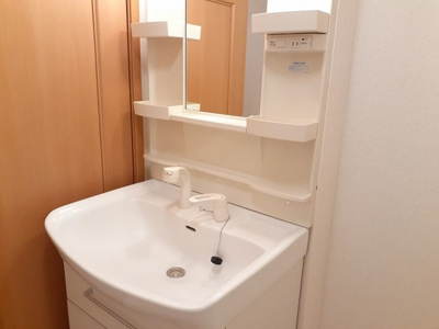 【独立洗面台】 | サニー・レジデンスＥ