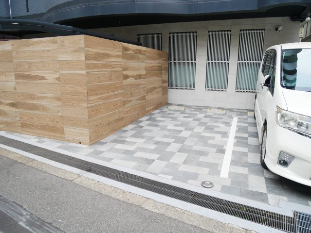 【駐車場】 | 太平ロイヤル文の里