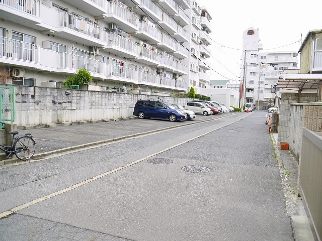 エンゼルハイム奈良の駐車場|駐車場です