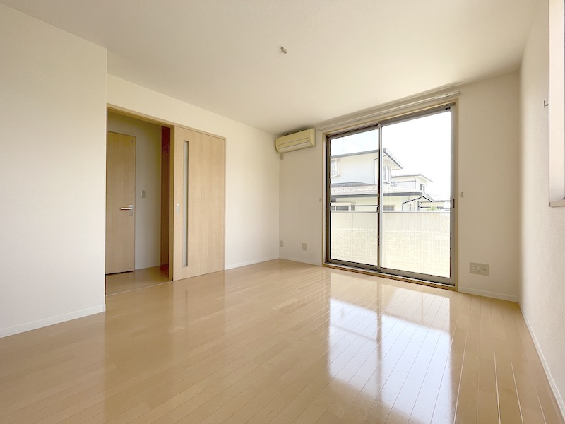 ミューローズ長橋Ⅱの居間・リビング