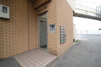 【エントランス】