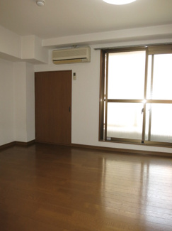 【洋室】 | メゾンドハルカ