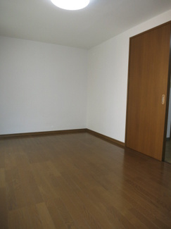 【洋室】 | メゾンドハルカ