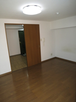 【洋室】 | メゾンドハルカ