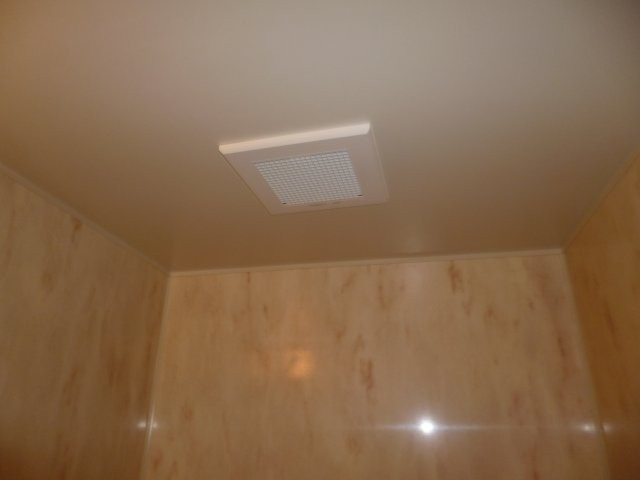 シェレナモア花の街の浴室|サーモスタッド付きカラン