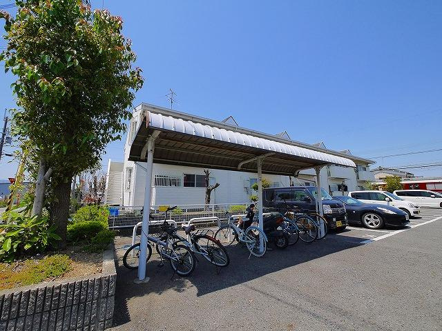 サニーコート東館のその他共用部分|駐輪場です