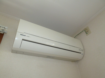 【居間・リビング】 | ハートフルユーナⅡ | エアコン