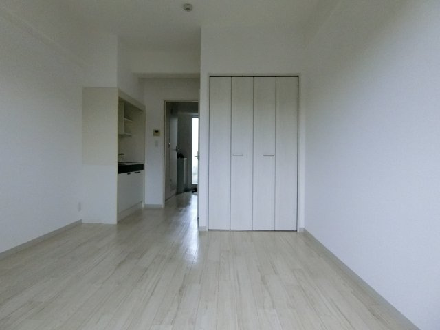 【居間・リビング】 | ラ・ヴェルデューア茶臼山