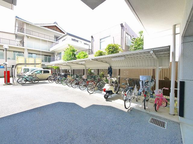グリーンパークコートのその他共用部分|自転車置き場はこちらです