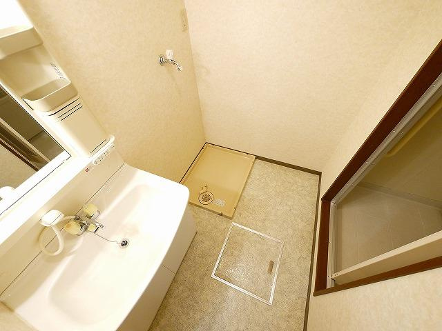 グリーンパークコートの設備|室内洗濯置き場
