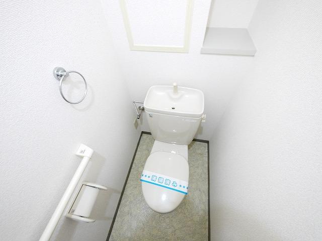 グリーンパークコートのトイレ|コンパクトで使いやすいトイレです