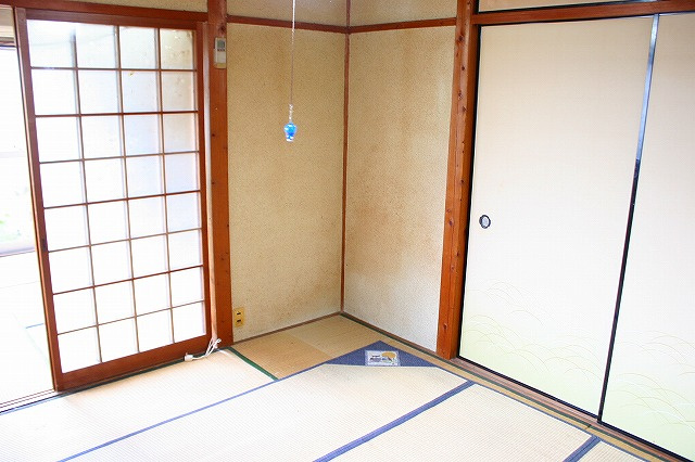 堀内アパート（四条大路５丁目）の和室|和室があれば、来客や子供用のスペースとして活躍します