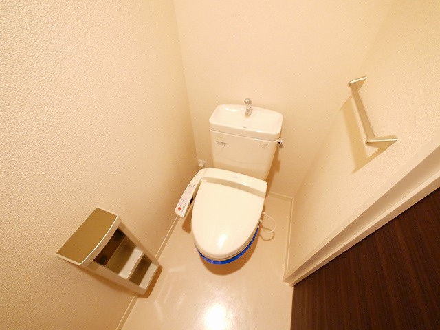 ヴィラーチェ船屋のトイレ|コンパクトで使いやすいトイレです