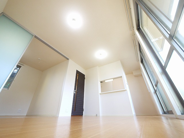 ヴィラーチェ船屋の居間・リビング|リビングです