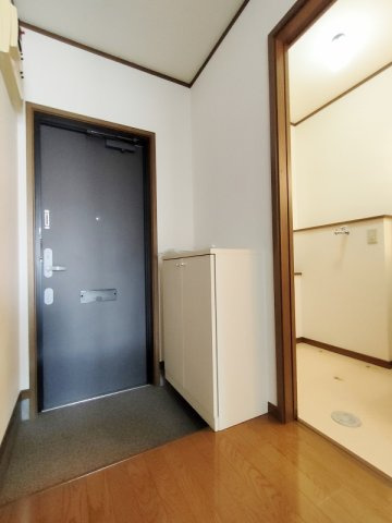 エクセルシオールの玄関