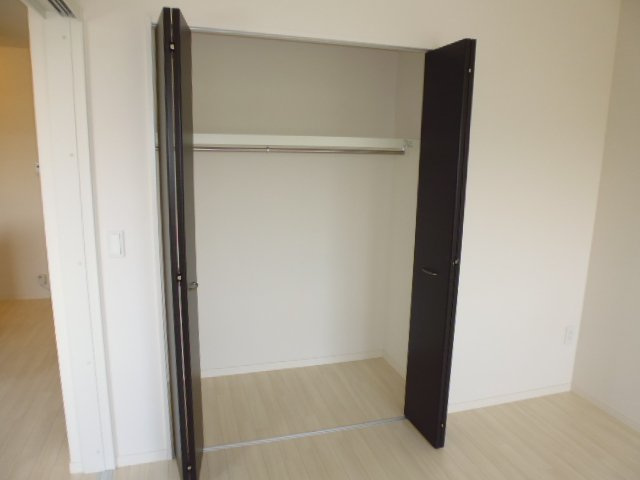 アピラの収納|クローゼット