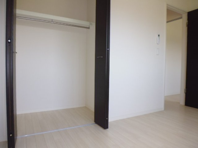 アピラの収納|クローゼット