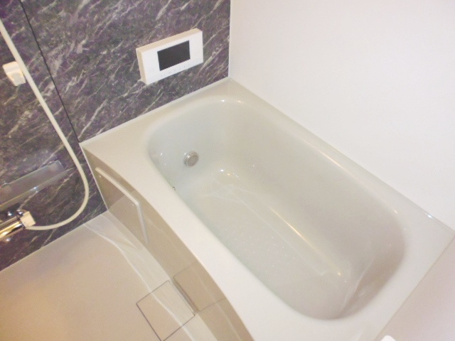 アピラの浴室|追い焚きバス