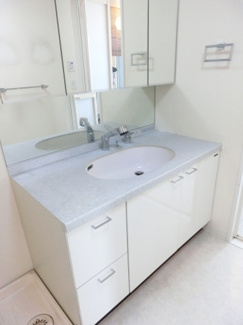 【独立洗面台】