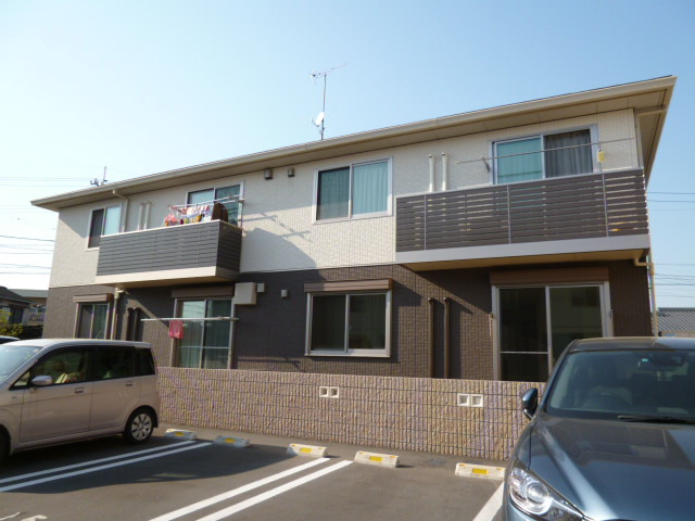 ヴィラーチェ川入Ａの外観