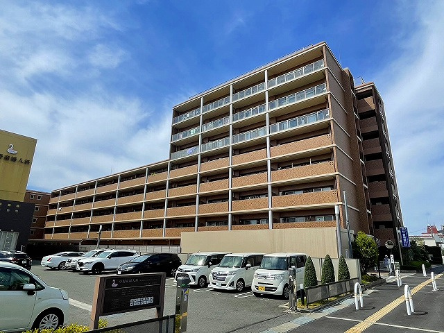 エイジングコート奈良新大宮の外観|外観もきれいです